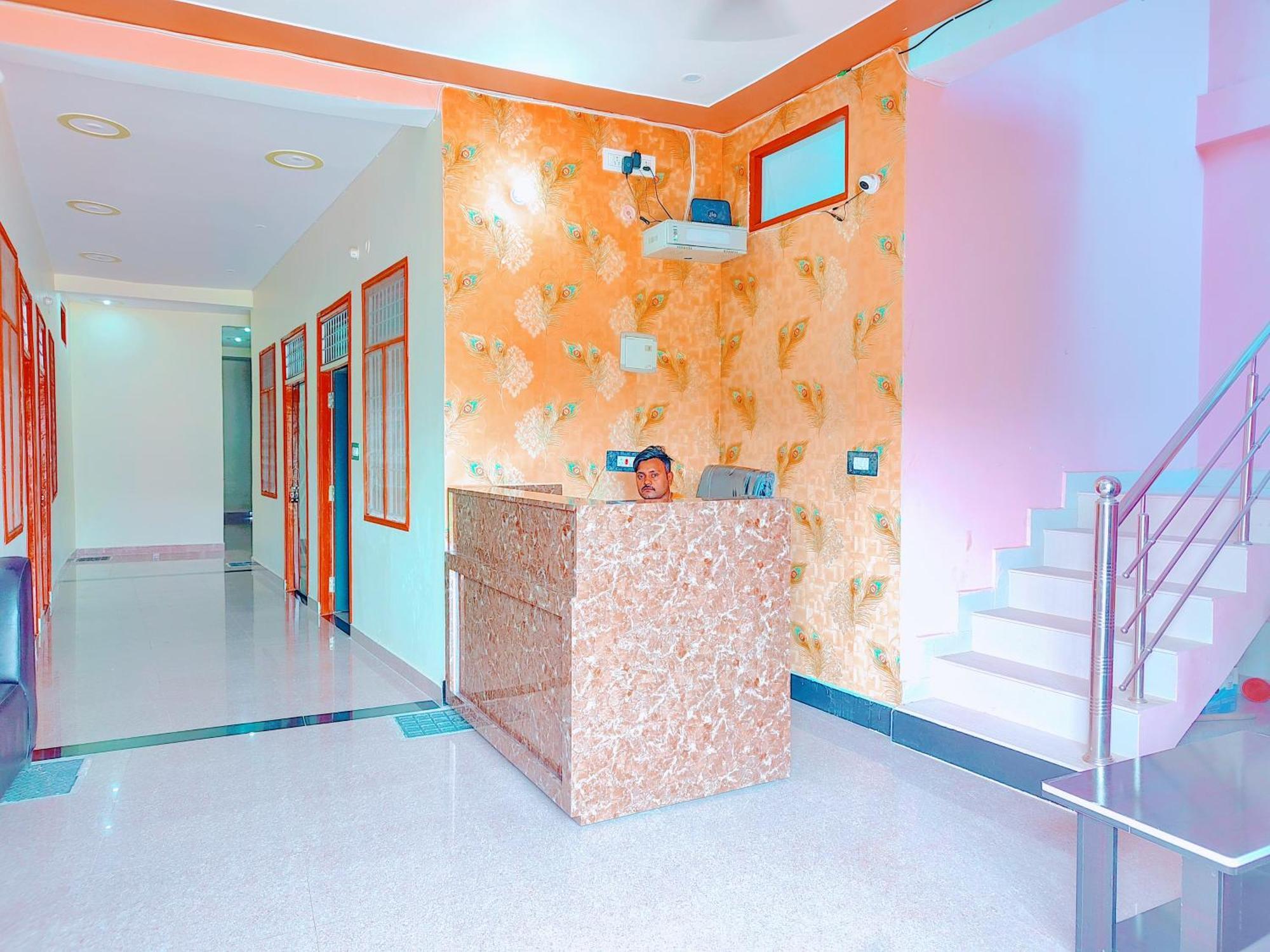 Hotel Raghukul Ayodhya المظهر الخارجي الصورة
