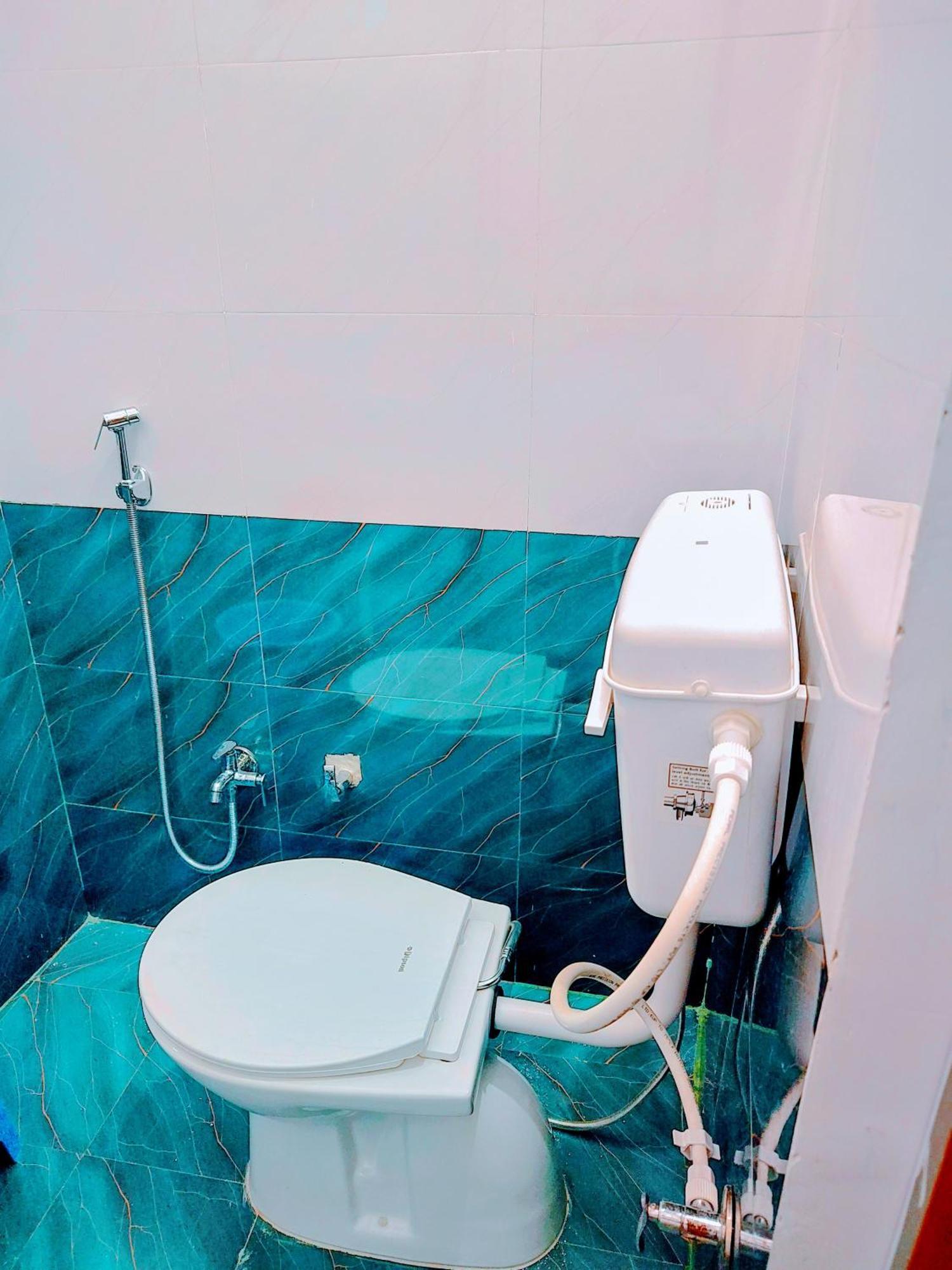 Hotel Raghukul Ayodhya المظهر الخارجي الصورة