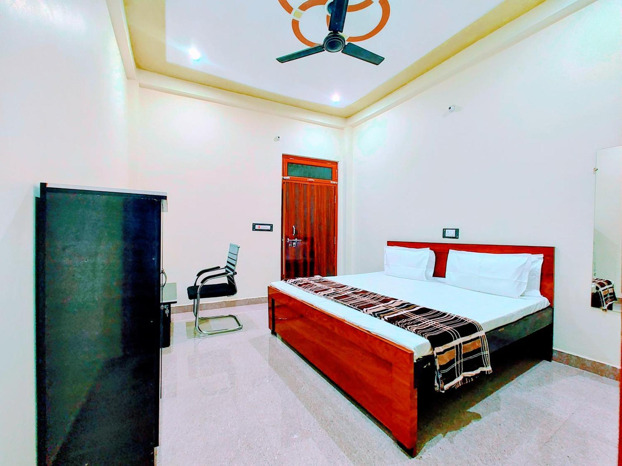 Hotel Raghukul Ayodhya المظهر الخارجي الصورة