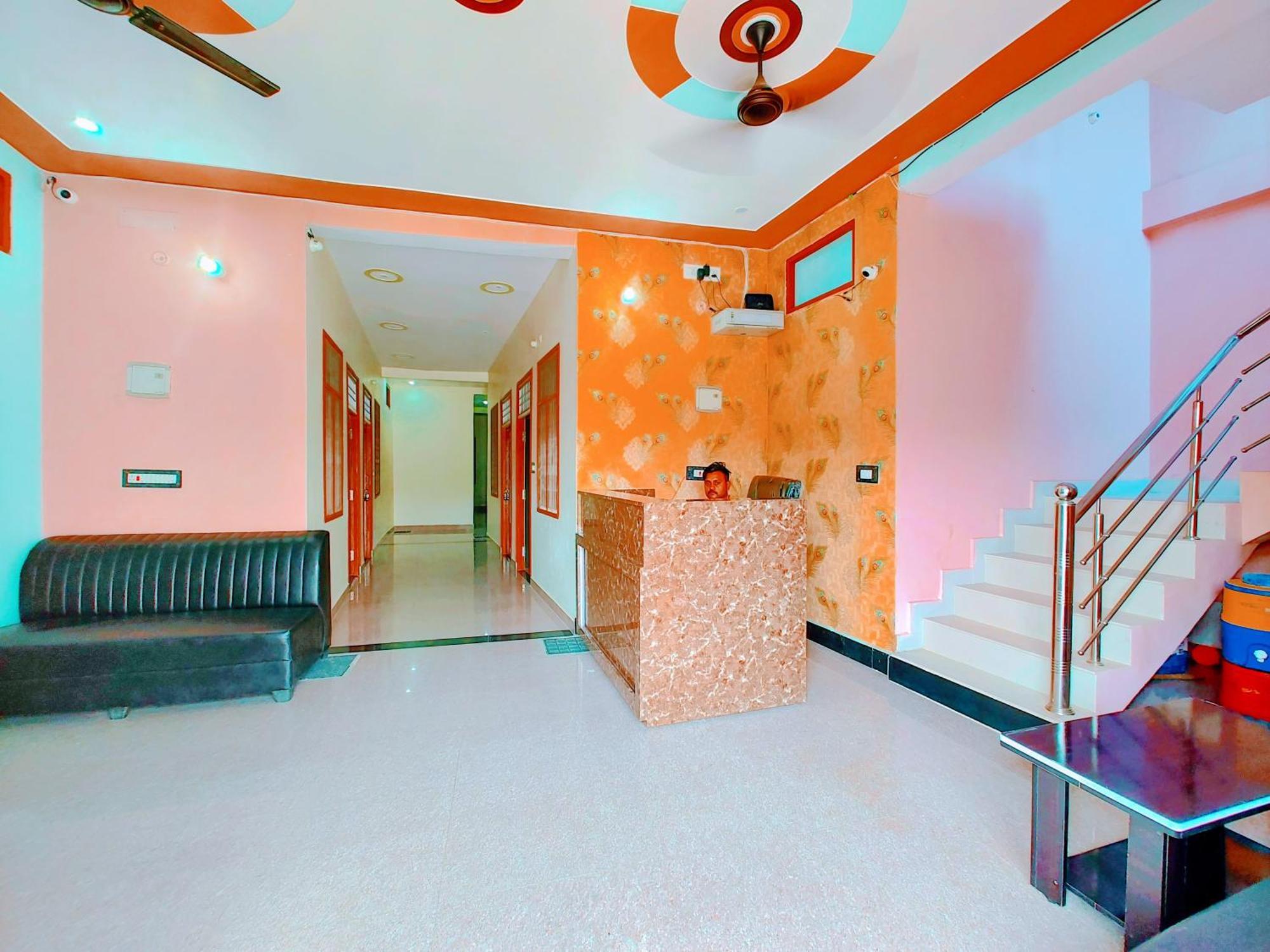 Hotel Raghukul Ayodhya المظهر الخارجي الصورة